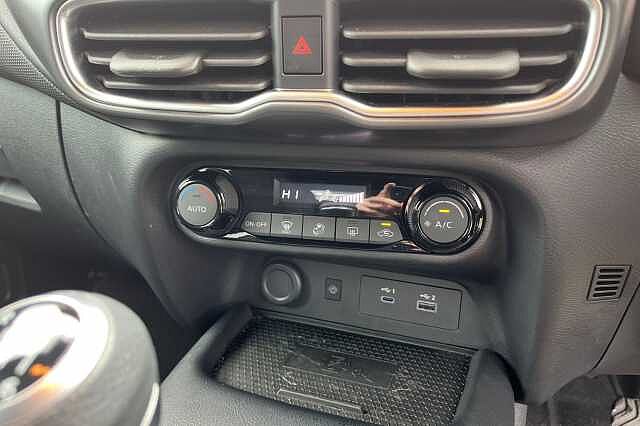 Nissan Juke 1.0 Dig T N Connecta Suv 5dr Petrol Manual Euro 6 (s/s) (114 Ps)